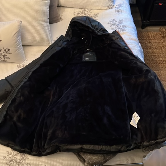 Under Armour Puffer Jacket - Picture 5 of 5